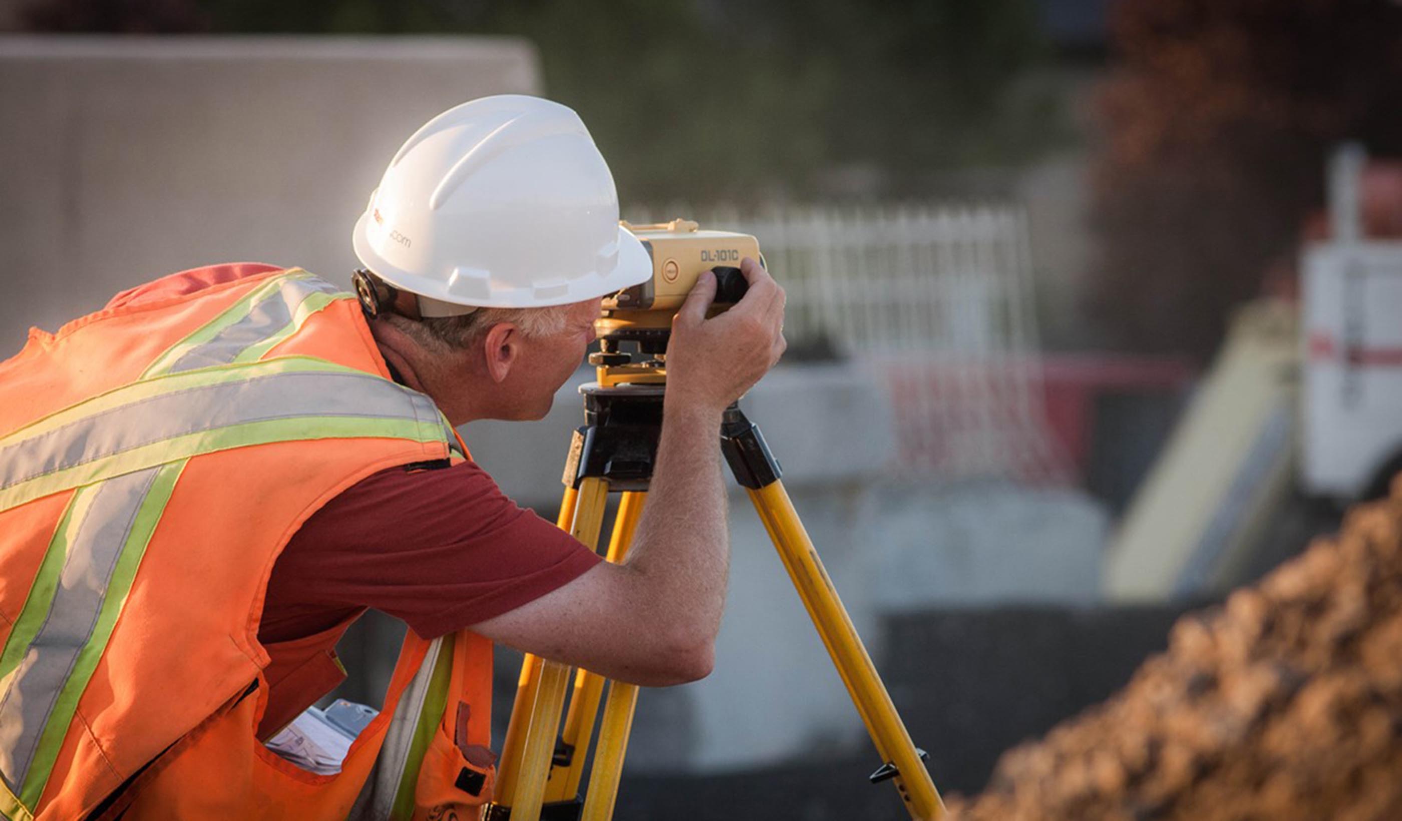 Five traits a surveyor must have to help a client find success