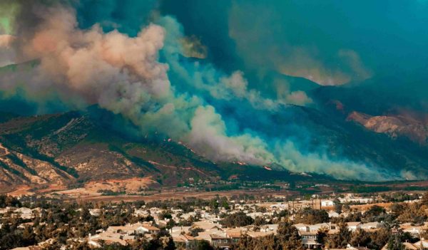 Yucaipa wildfire day 1 evening viewed from Yucaipa blvd