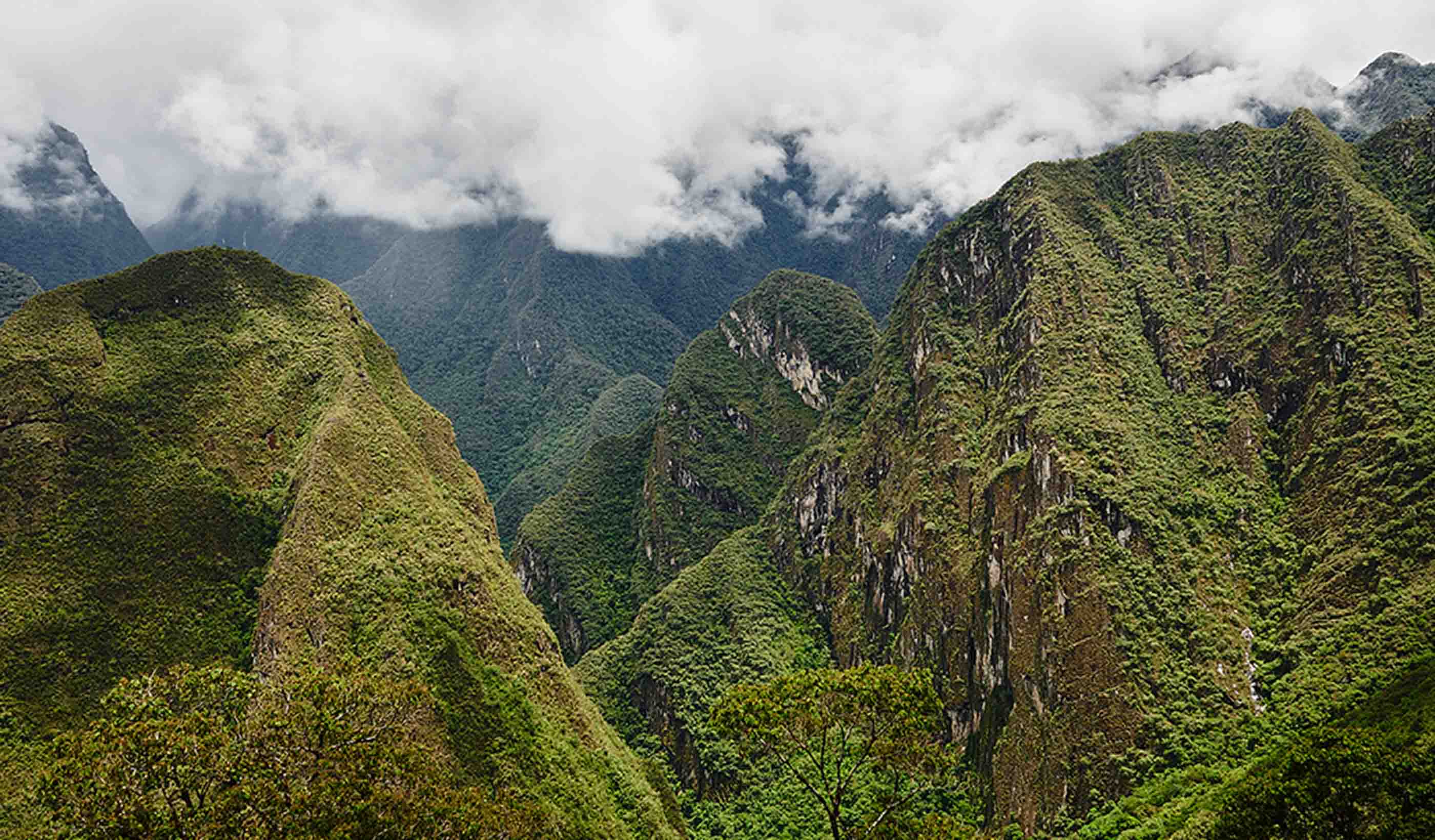 Conveying water in steep heights: Solutions for a hydropower project in the Andes Mountains