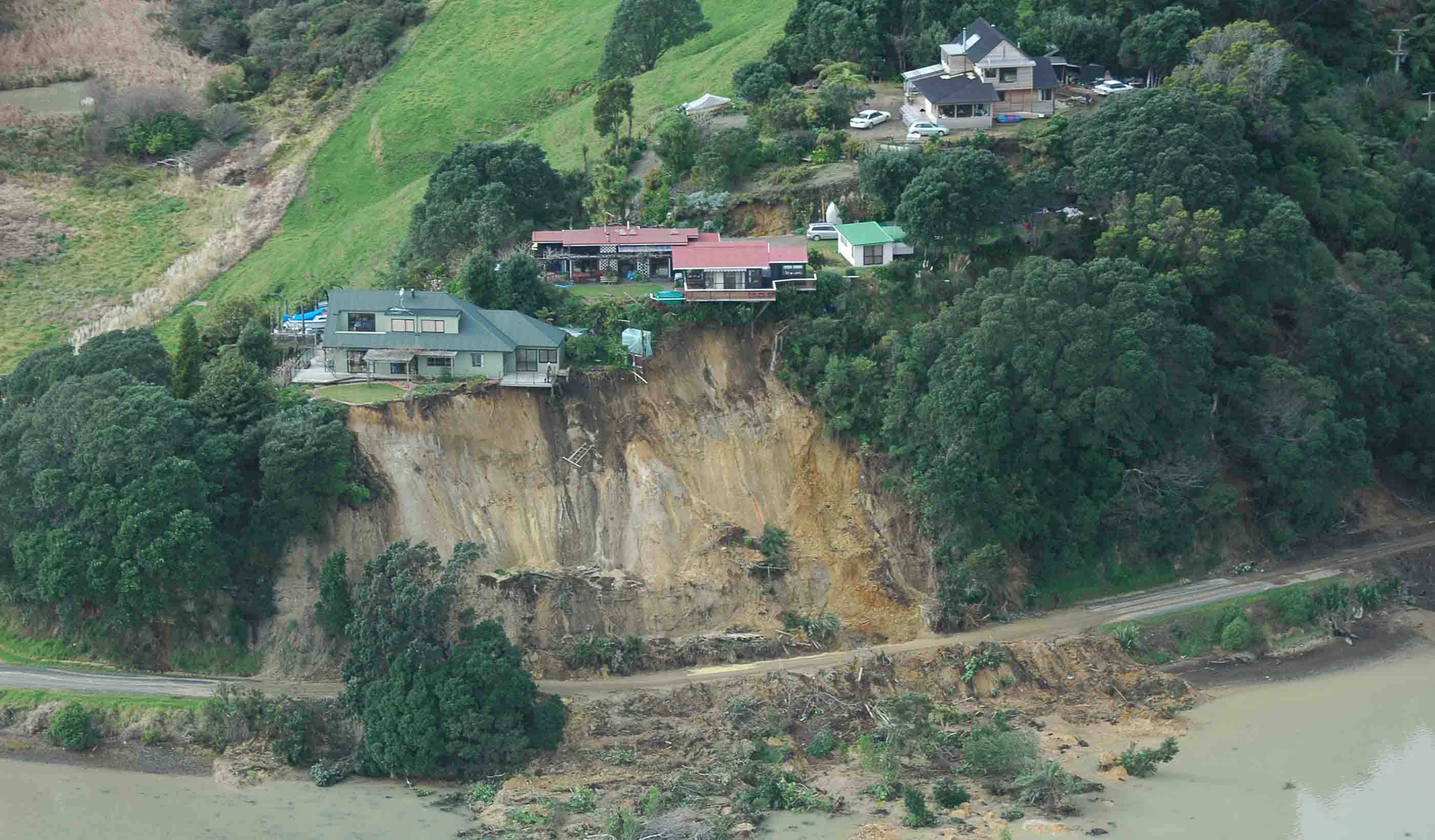 Lessons learned from the local calibration of a debris flow model and importance to a geohazard assessment