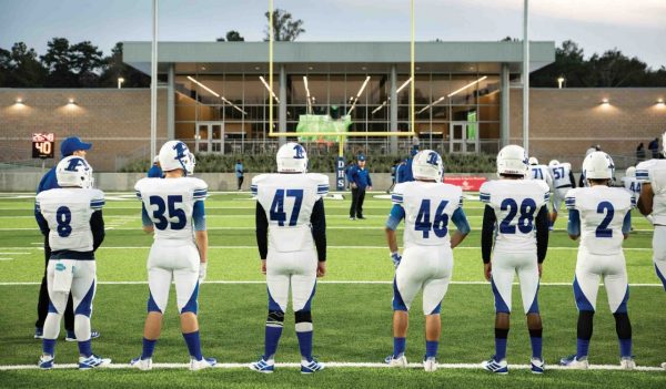 Football players lined up on the field